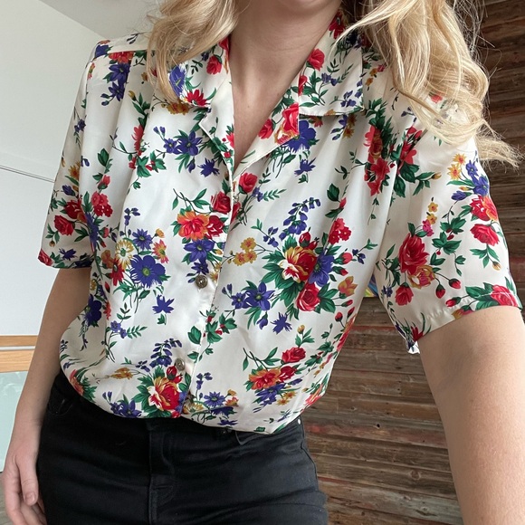 Vintage Autumn floral pattern short sleeve blouse - Picture 3 of 12